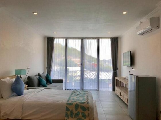 Triple 8 Suites - Photo2