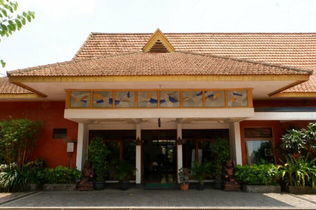 OYO 517 Hotel Arjuna Lawang