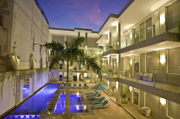 AQ-VA Hotel & Villas - Photo2