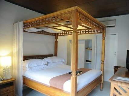 Maharta Beach Resort Legian Bali - Photo5