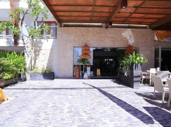 RedDoorz Plus @ Lebak Bene 2 - Photo2