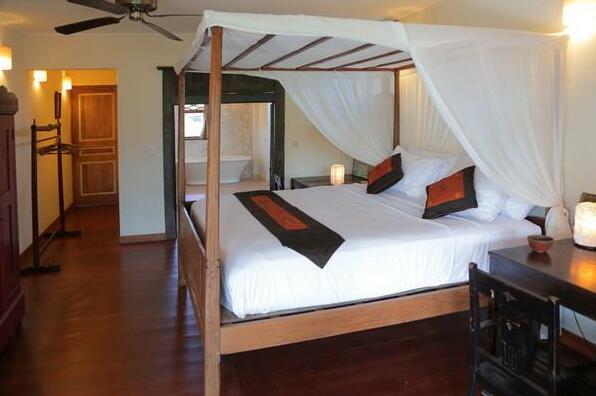 Right By the Beach 5 Bed Villa Seminyak - Photo5