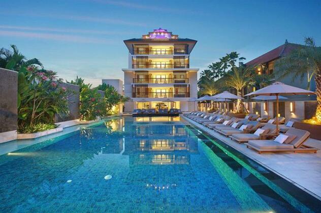 The Bandha Hotel & Suites - Photo4