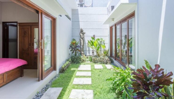 Villa Queen Legian - Photo4
