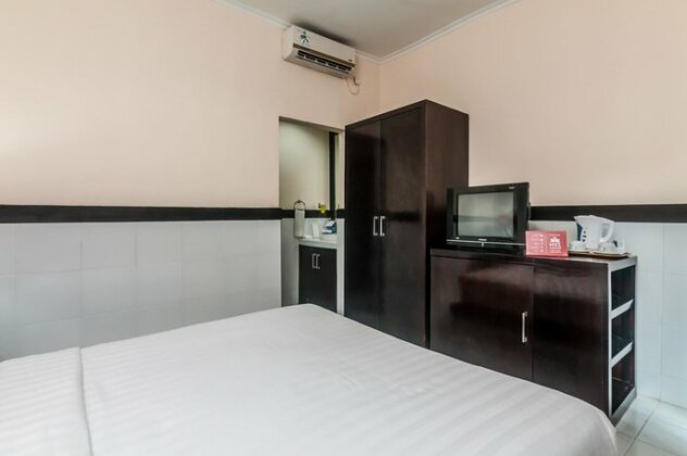 ZEN Rooms Legian Nakula 1 - Photo3