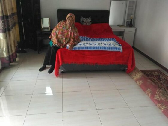 Abah Jeruk Homestay - Photo3