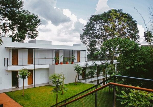 Blackbird Hotel Lembang - Photo2