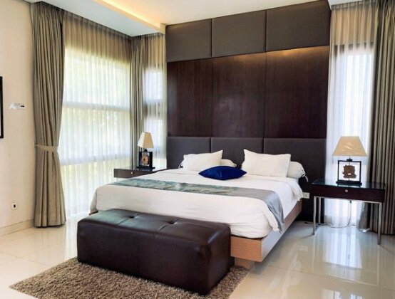 Elok Villa Dago Private Pool - Photo4