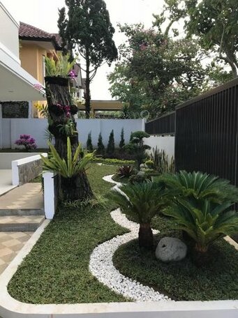 Kensington Villa Lembang - Photo4