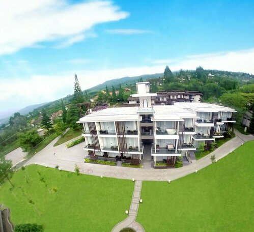 Lembang Asri Mountain Resort Hotel - Photo2