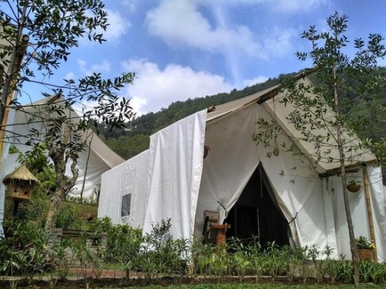 Maribaya Glamping Tent - Photo2
