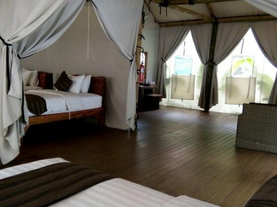 Maribaya Glamping Tent - Photo4
