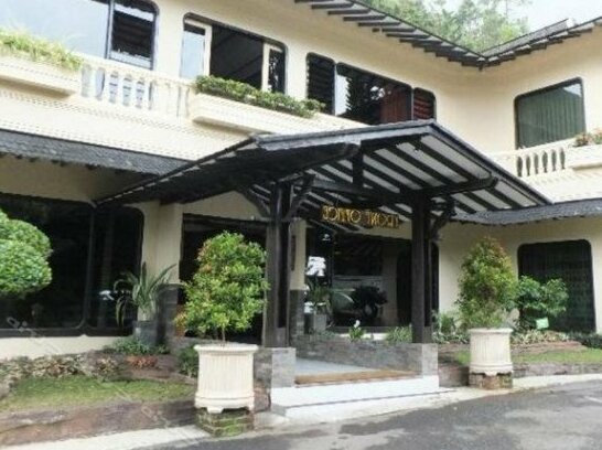 Sindang Reret Hotel and Resto Cikole - Photo2