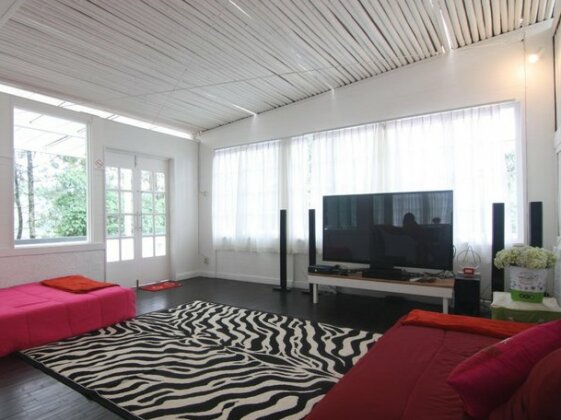 The Peak Home - Photo5