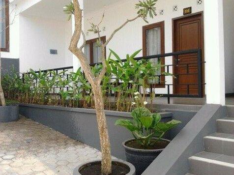 The Radiant Villa's & Function Hall Lembang - Photo5