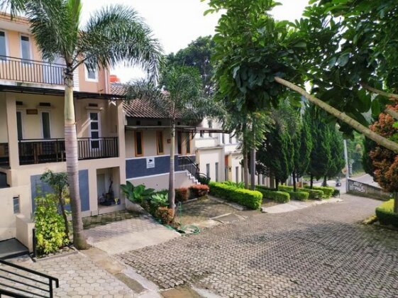 Villa Beverly Lembang