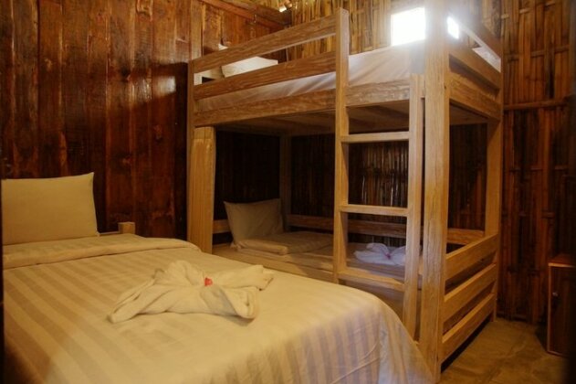 Beach Camp - Photo2