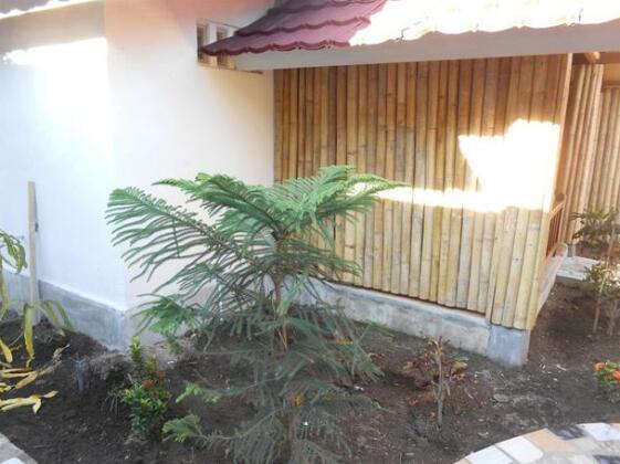 Cemara Meno Bungalow - Photo4