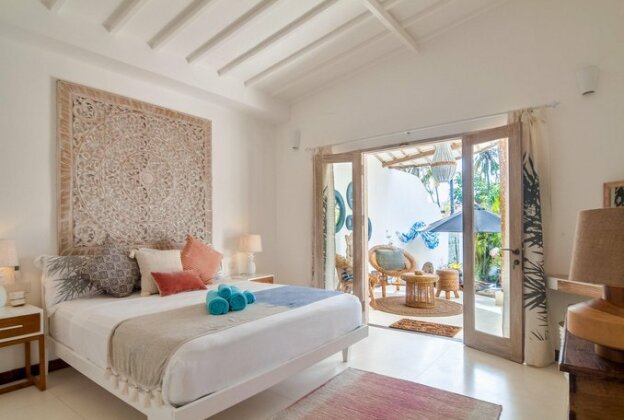 De'Coco Villa and Suites - Photo3