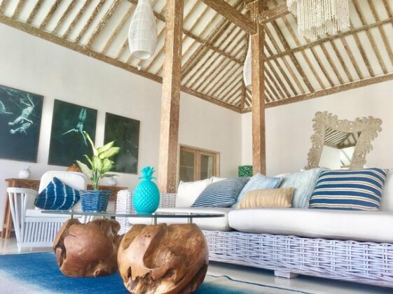 De'Coco Villa and Suites - Photo5