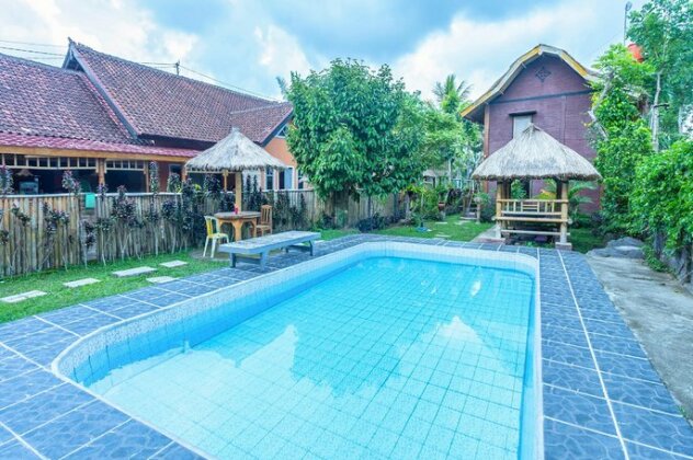 Edriyan Bungalow - Photo3