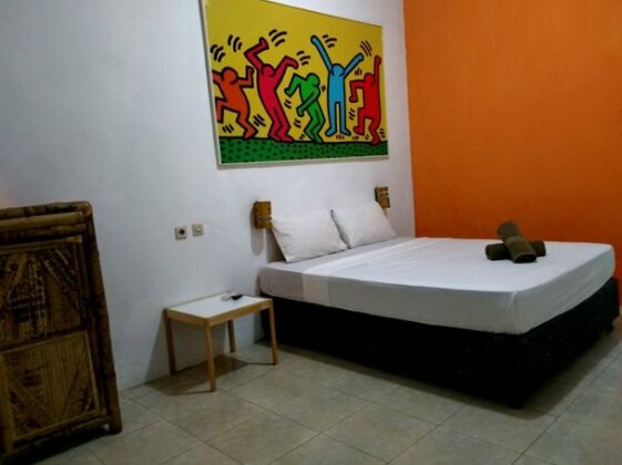 Gili Bong - Photo5