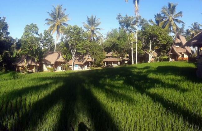 Hakiki Inn Bungalows - Photo2