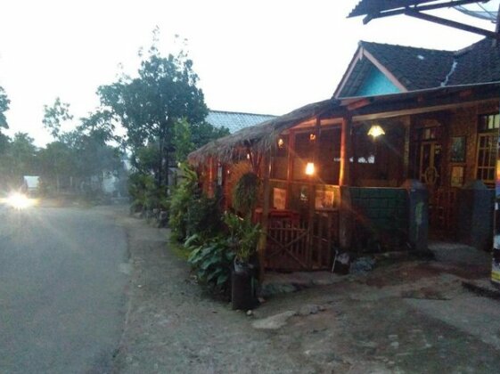Jaya Homestay Lombok - Photo2