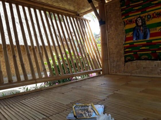 Legends Hideout - Photo2