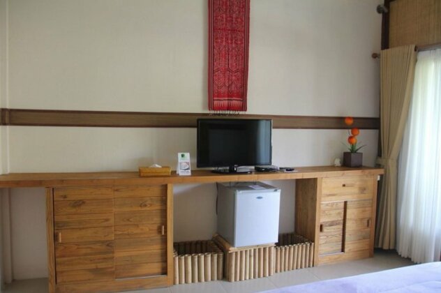 OYO 685 Green Asri Hotel - Photo5