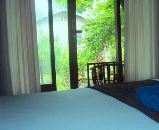 PepayaMeno Bungalows - Photo4