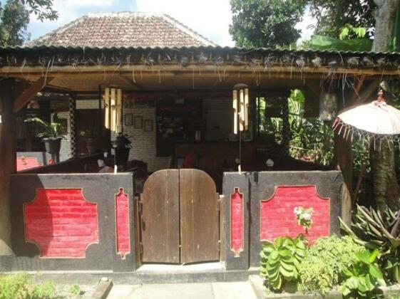 Pondok Bulan