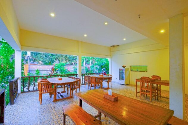 Selong Belanak Holiday Homestay - Photo2