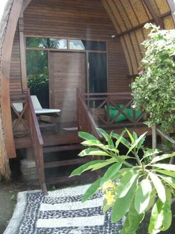 Tanah Qita Bungalows - Photo3