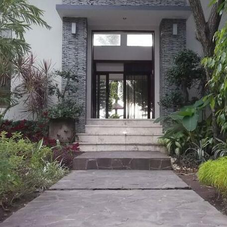 Villa Indah Batu Layar - Photo4