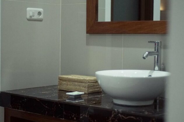 Villa Meno Spa and Beach Resort - Photo5
