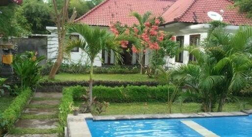 Lovina Villa Cinta