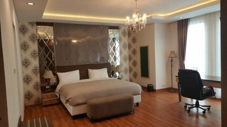 Dewinda Hotel - Photo2