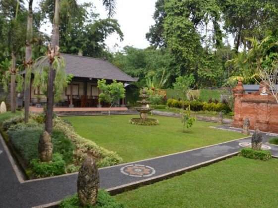 Rumah Bali Luwus - Photo5