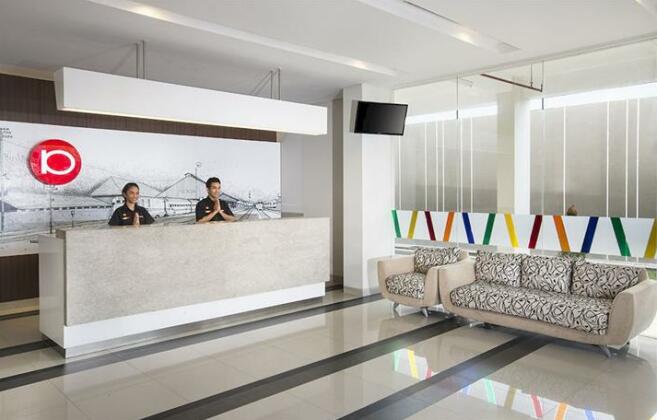 Amaris Hotel Madiun - Photo3