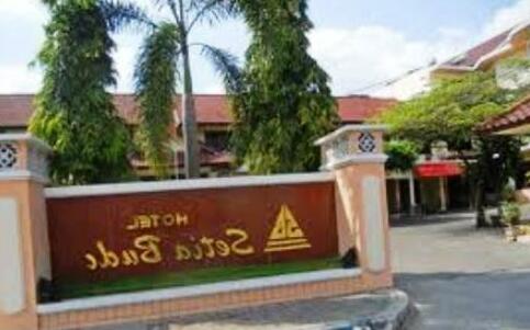 Hotel Setiabudi Madiun - Photo2