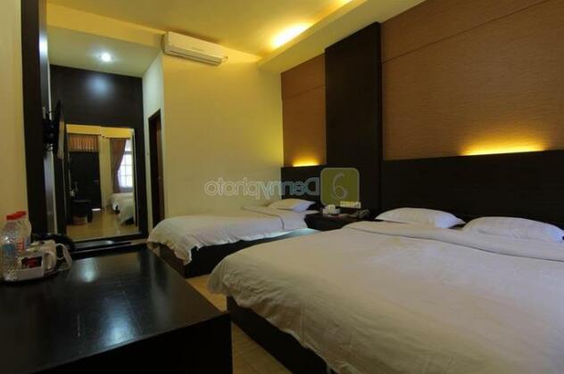 Hotel Setiabudi Madiun - Photo4