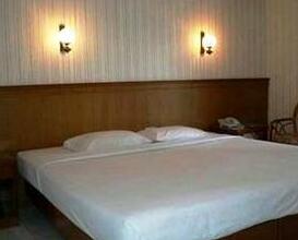 Kartika Abadi Hotel - Photo2