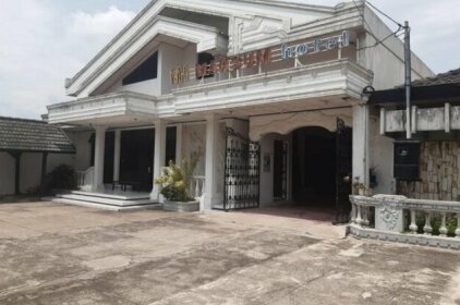 OYO 3045 Hotel Maksum Family