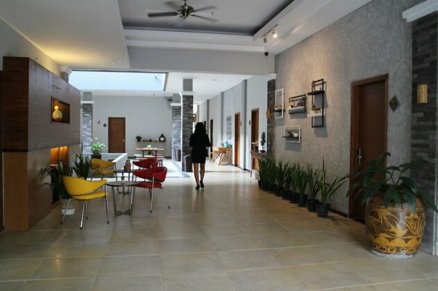 Hotel Sriti Magelang - Photo3
