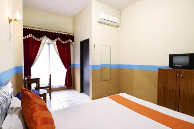 Hotel Wisata Magelang - Photo4