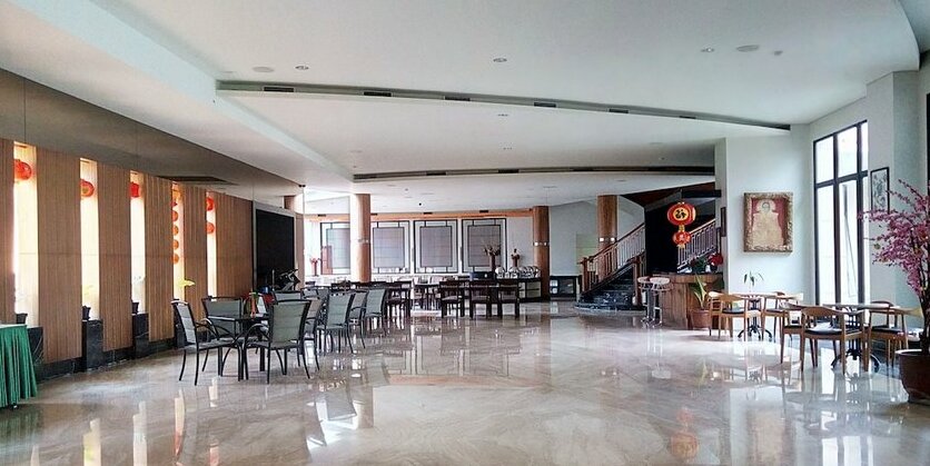 The Oxalis Regency Hotel Magelang - Photo5