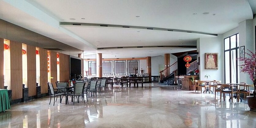 The Oxalis Regency Hotel Magelang - Photo5