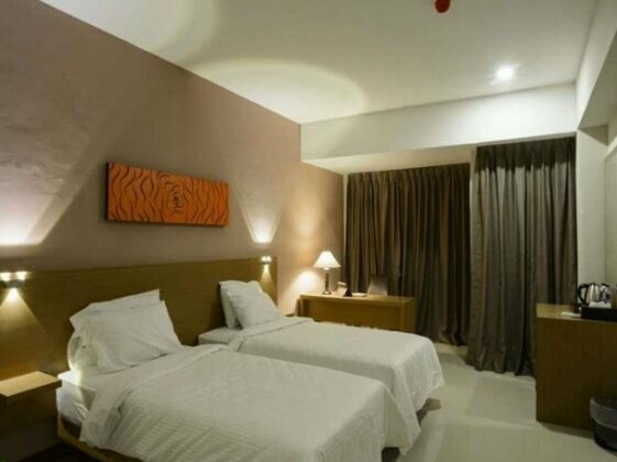 Grand Cendrawasih Hotel - Photo5