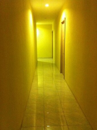 Hotel Paramount Makassar - Photo4